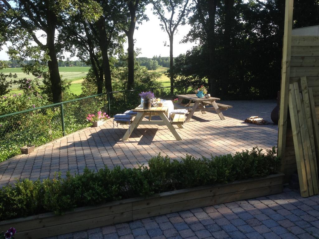 B&B Op De Brabantse Wal Halsteren ภายนอก รูปภาพ