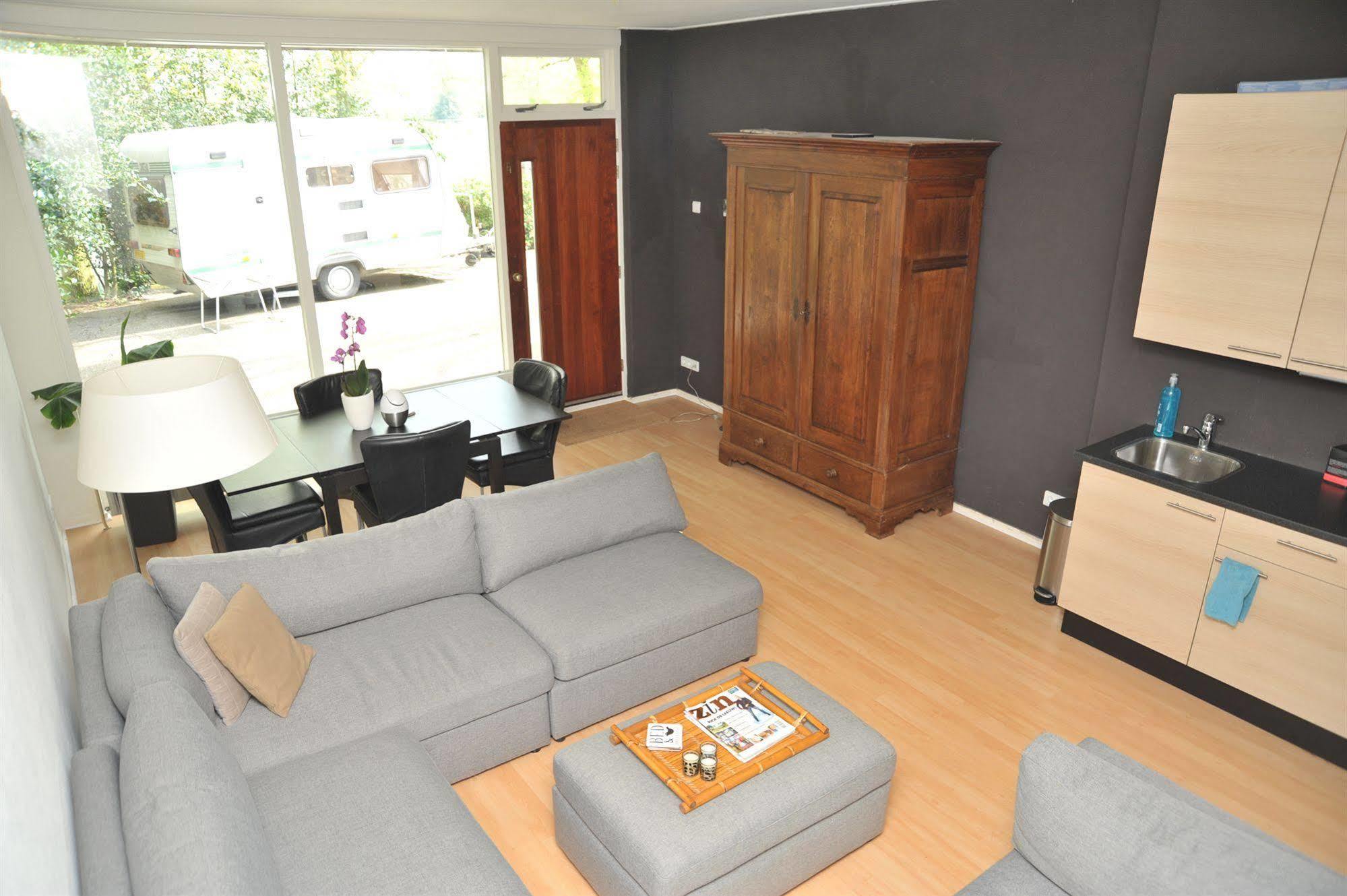 B&B Op De Brabantse Wal Halsteren ภายนอก รูปภาพ