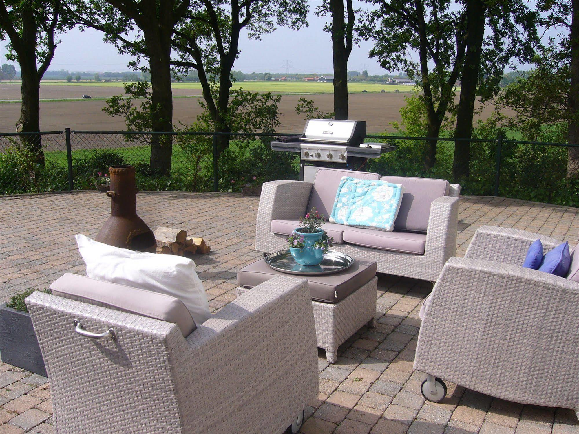 B&B Op De Brabantse Wal Halsteren ภายนอก รูปภาพ
